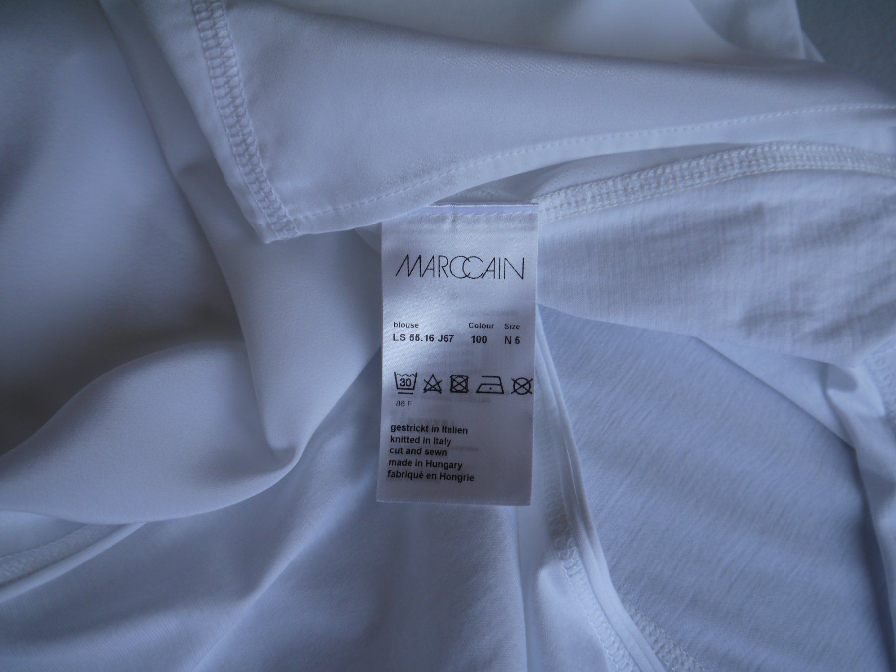 Marc Cain Camicette: MARC CAIN T-Shirt / Bluse N 5 – Usato da Hagendorn venduto da Blaf 3