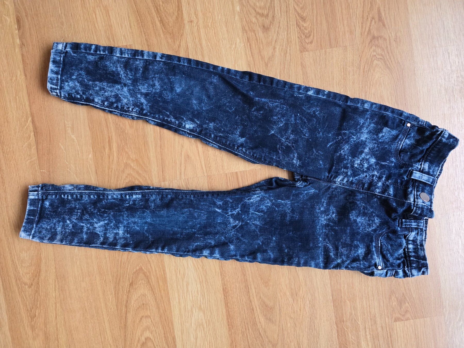 Pantaloni: Jeans Gr. 122 – Usato da Büttikon AG venduto da Amineah