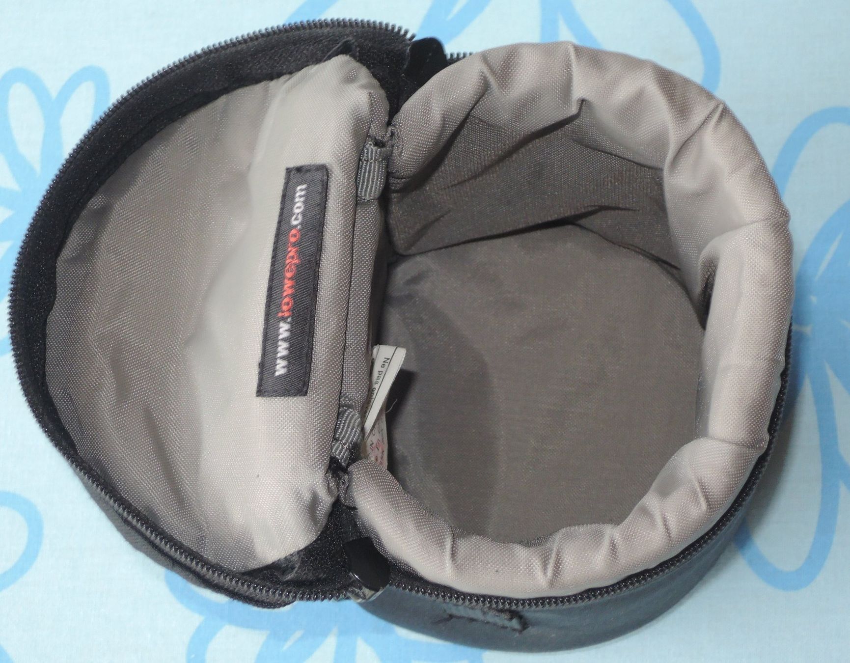 Lowepro Borse: LOWEPRO 1W Lens Case / Objektiv-Tasche – Usato da Thalheim AG venduto da epservices 1