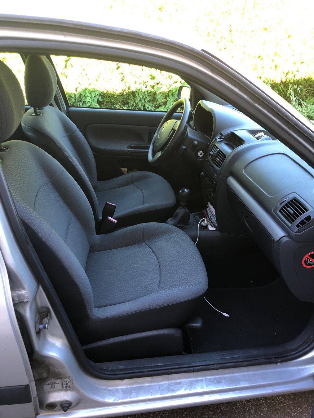 Renault Autos: Renault clio storia – D'occasion à Morlon par mongolfiere 3