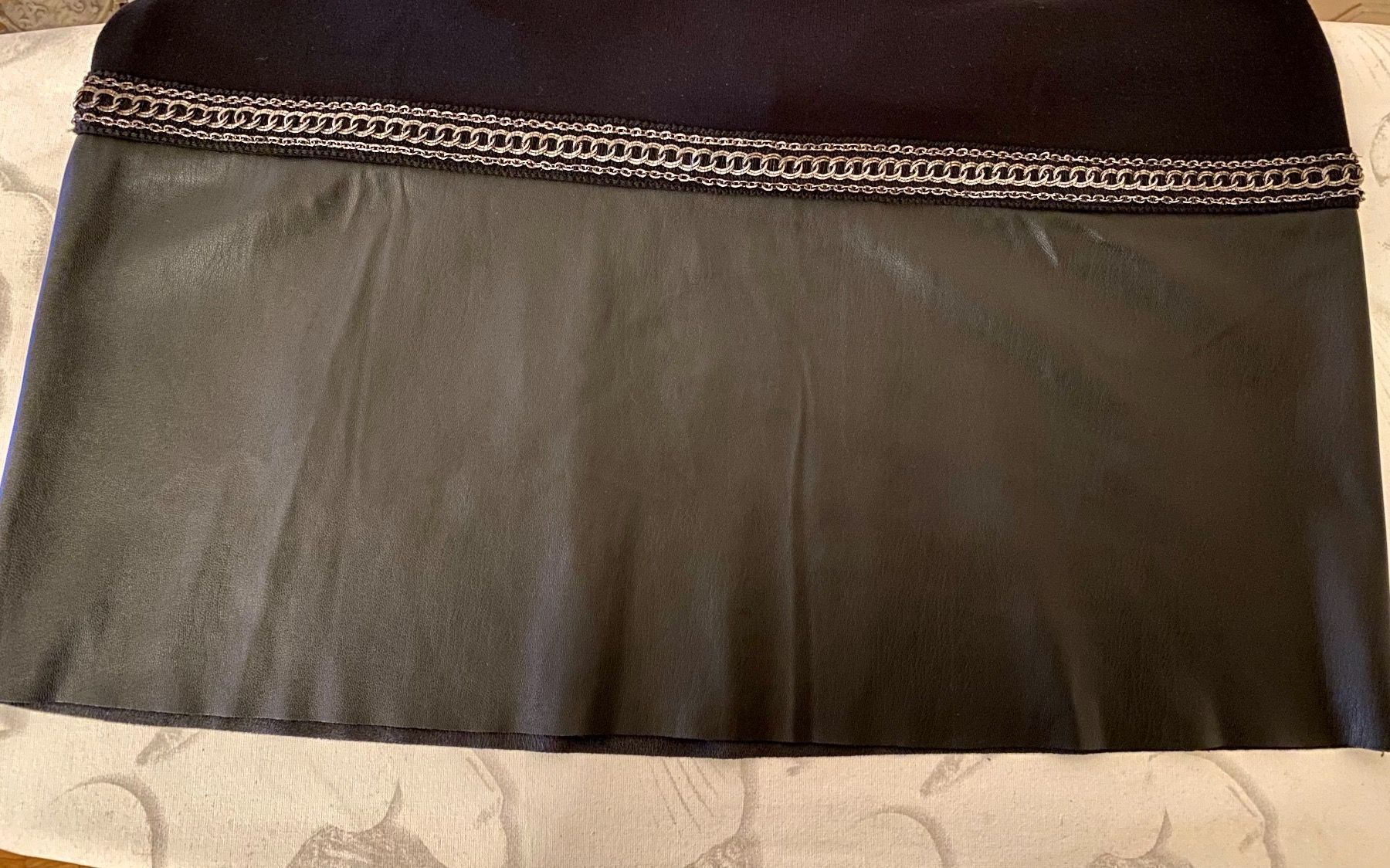 Morgan Vestiti: Kleid mit Kunstleder-Detail von Morgan – Nuovo (secondo la descrizione) da Zürich venduto da Maria2021 3