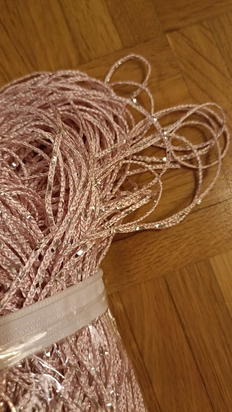 Vorhänge: Fadenvorhang rosa/glitzrig – Gebraucht aus Dübendorf von Me_sa 4