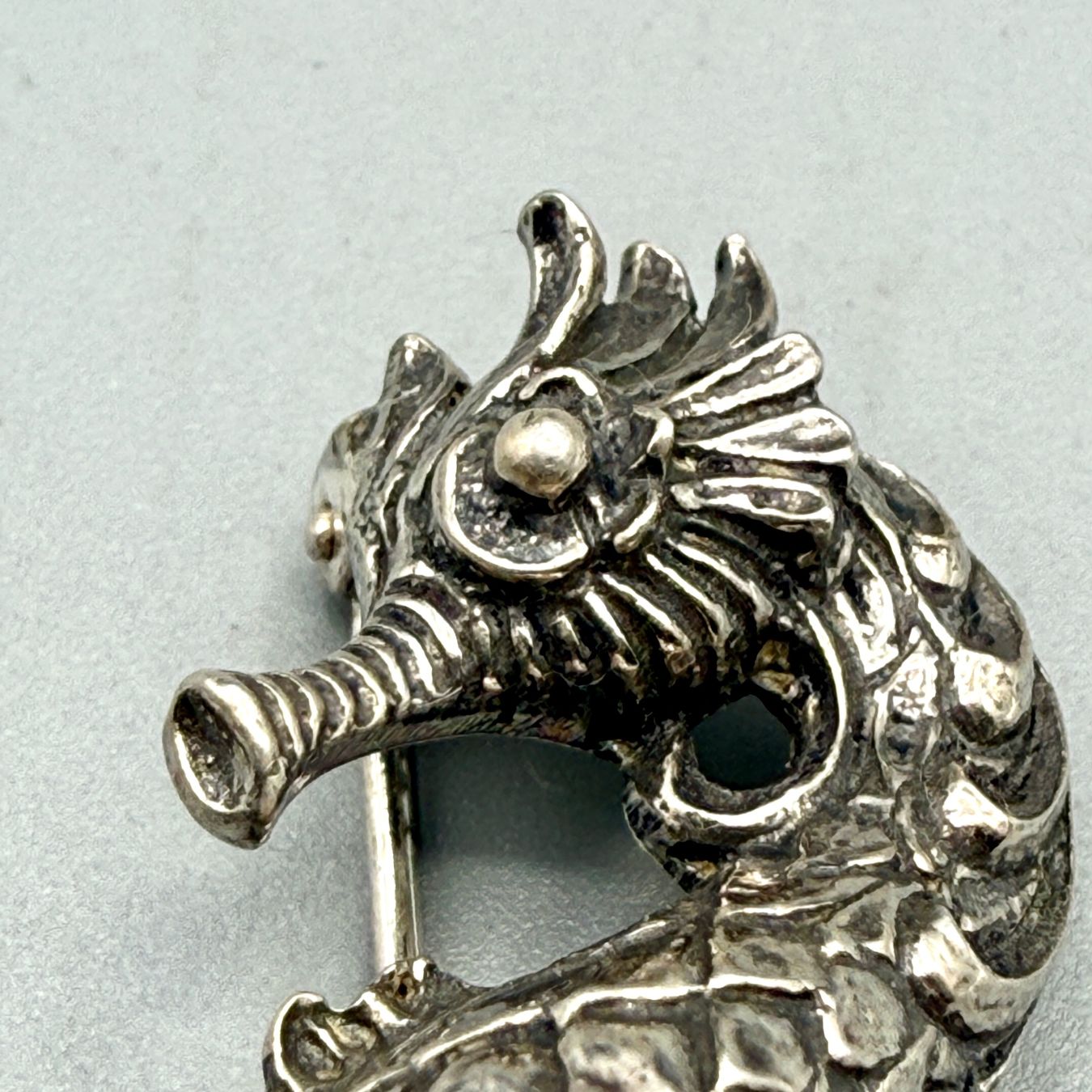 Broschen & Nadeln: Brosche Seepferd Silber 935 – Gebraucht aus Ueberstorf von Brocandi 3