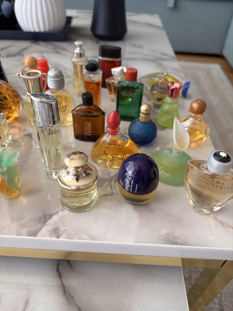 Profumi & Eau de Toilette: Vente exclusive de flacon miniatures de parfum – Nuovo (secondo la descrizione) da Bussigny venduto da Bushis 3