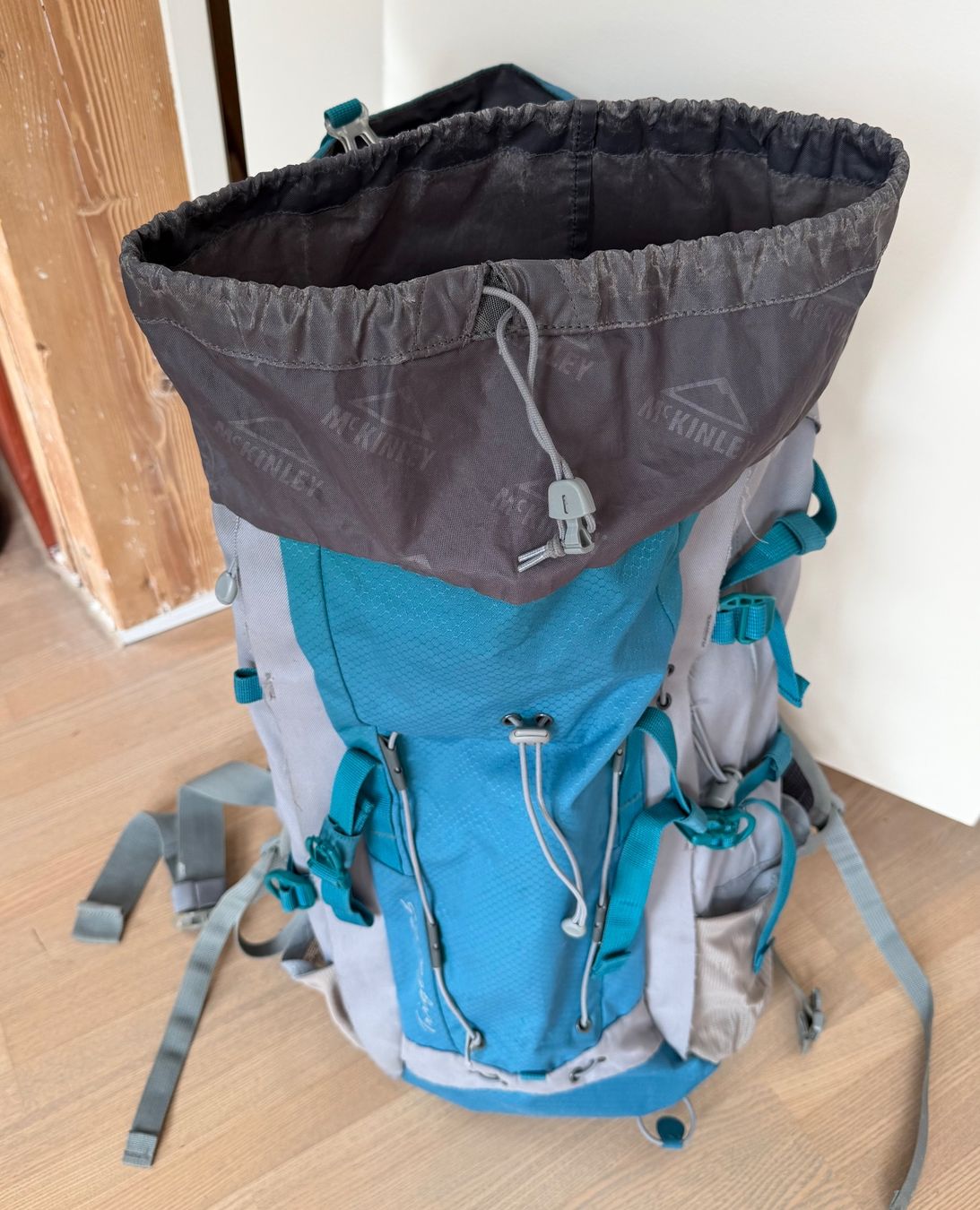 Mckinley Zaini: MCKinley Wanderrucksack Cerro 25 Liter – Usato da Uster venduto da Koralle6 1