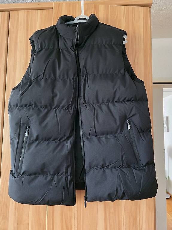 Gilet & Giacche: Neues warmes Cilet – Nuovo (secondo la descrizione) da Mels venduto da Acchico