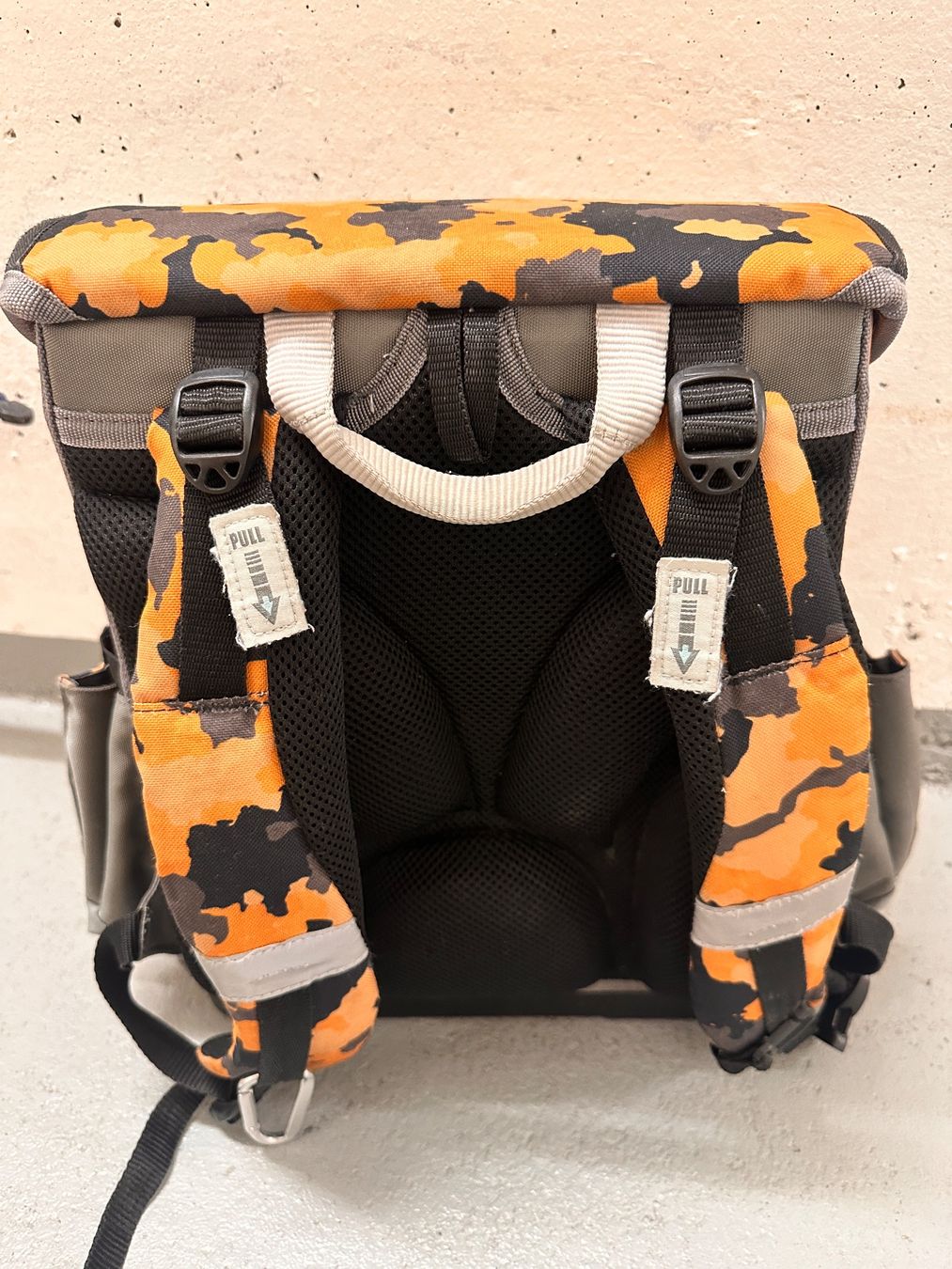 Rucksäcke: Schultasche Belmil Compact Orange Camouflage – Gebraucht aus Vaduz von valeole 2