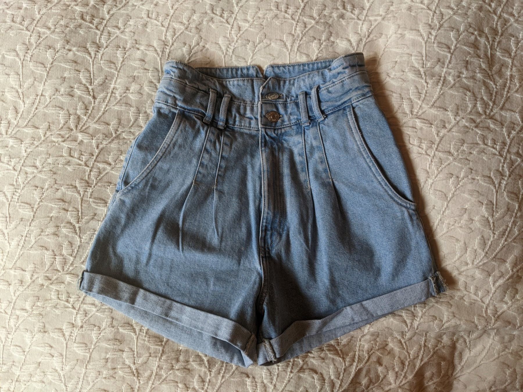 Zara Hosen: Zara jeans shorts high waisted – Neu (gemäss Beschreibung) aus Altendorf von jak_lkk8 2