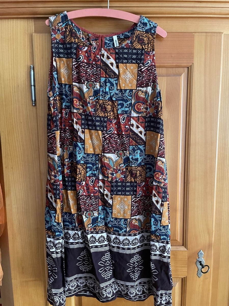Kleider: Chicoree Sommerkleid Patchwork Muster Grösse M – Gebraucht aus Bern von brup 1