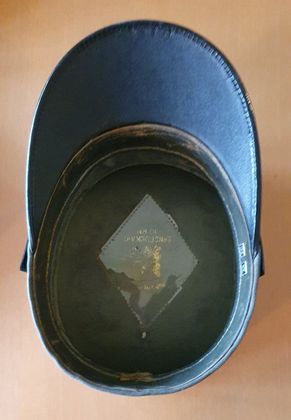 Uniformi: Oberleutnant Mütze mit Schachtel – Usato da Kreuzlingen venduto da Rschweiz1 4