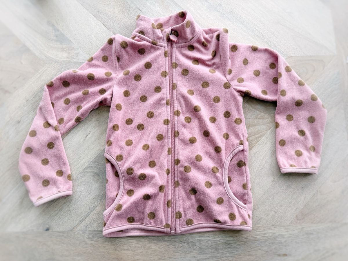 Tchibo Giacche & Cappotti: Mädchen Fleecjacke Tchibo Gr. 122/128 – Usato da Eggenwil venduto da Lissi82