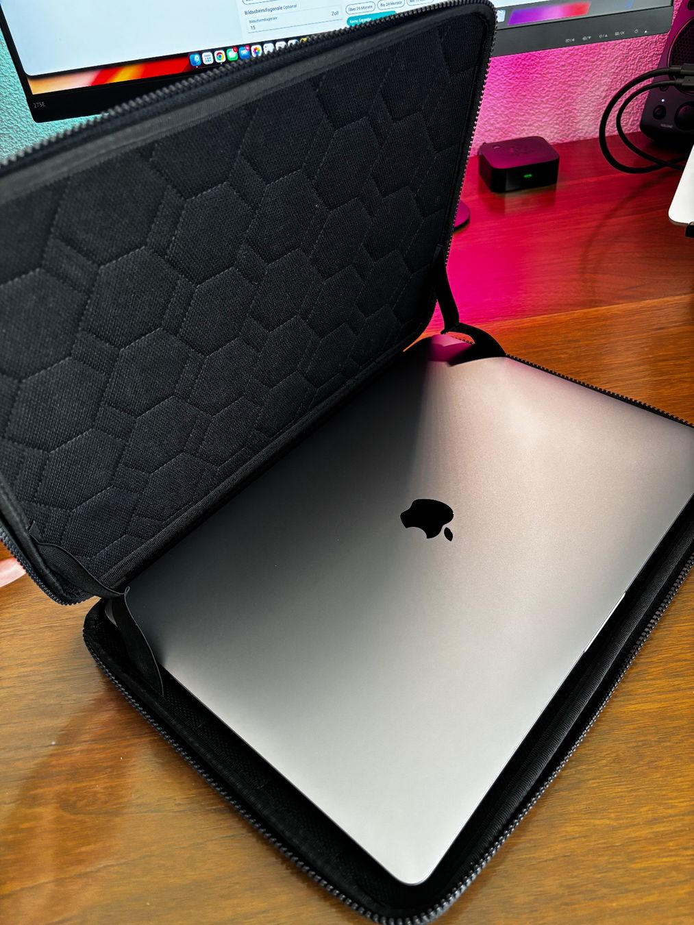 Apple Notebook: MacBook Pro 15" 2018 – Usato da Bischofszell venduto da FreJoe 5