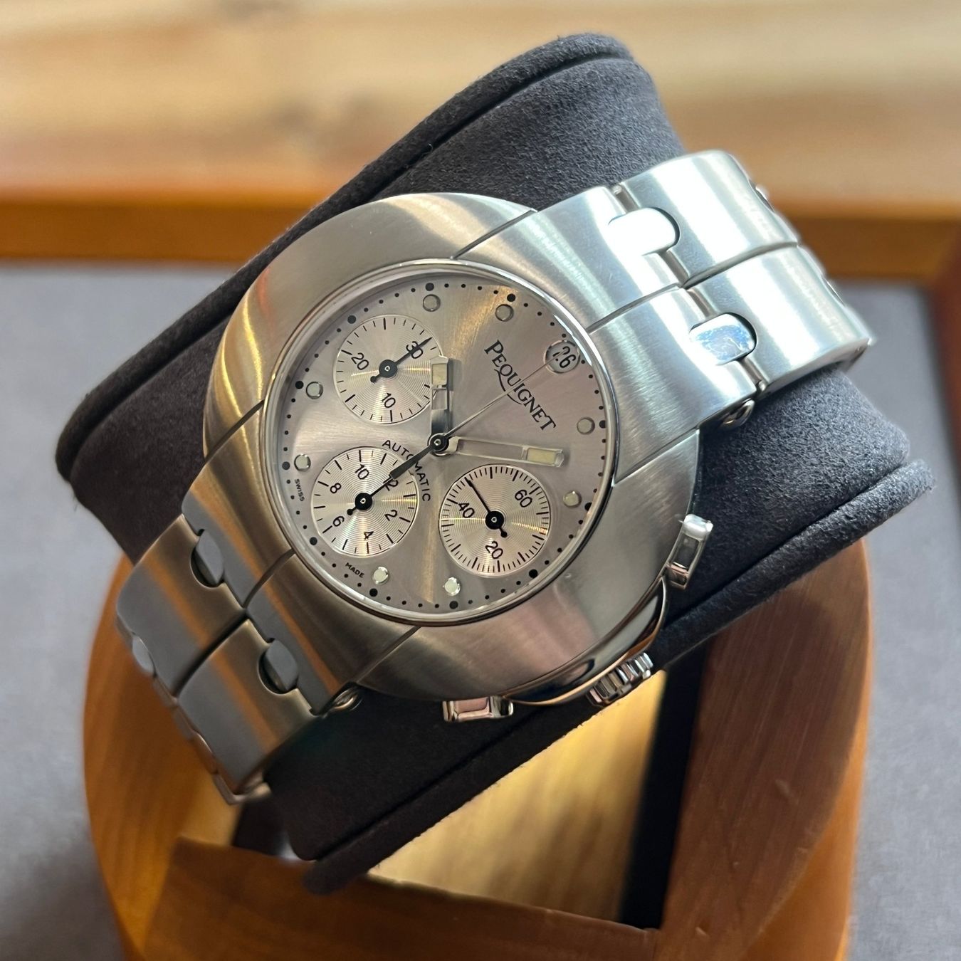 Orologi: Pequignet Moorea Anatomic Auto Chronograph – Usato da Carouge GE venduto da Watchaser 8