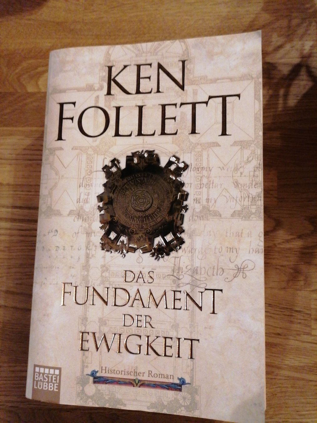 Libri: Ken Follett - Das Fundament der Ewigkeit – Usato da Leuk-Stadt venduto da See_Lin