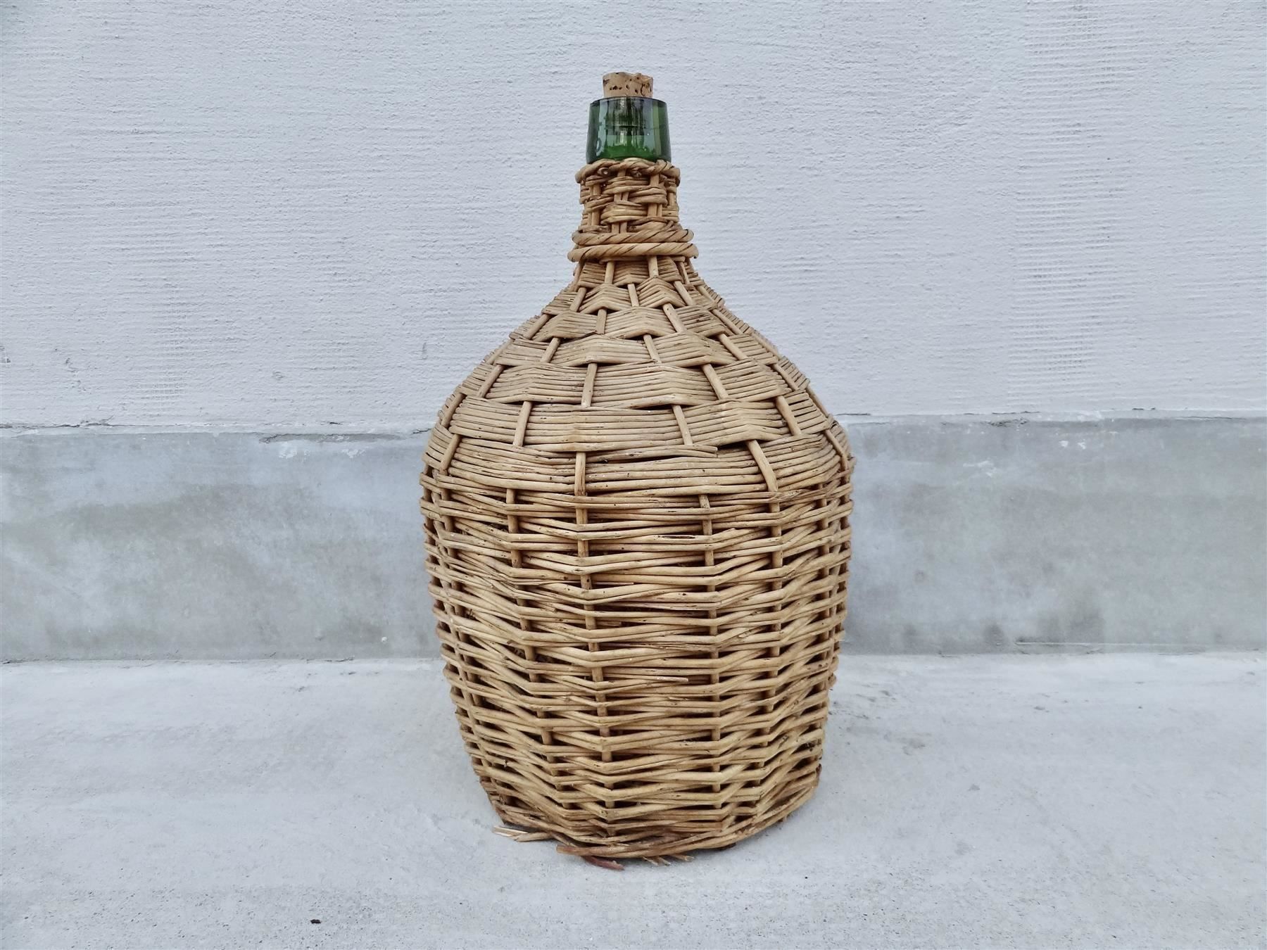 Flaschen: Korbflasche 7.6 Liter 1949 geeicht antik – Neu und originalverpackt aus Kerzers von Flaschenposten 1