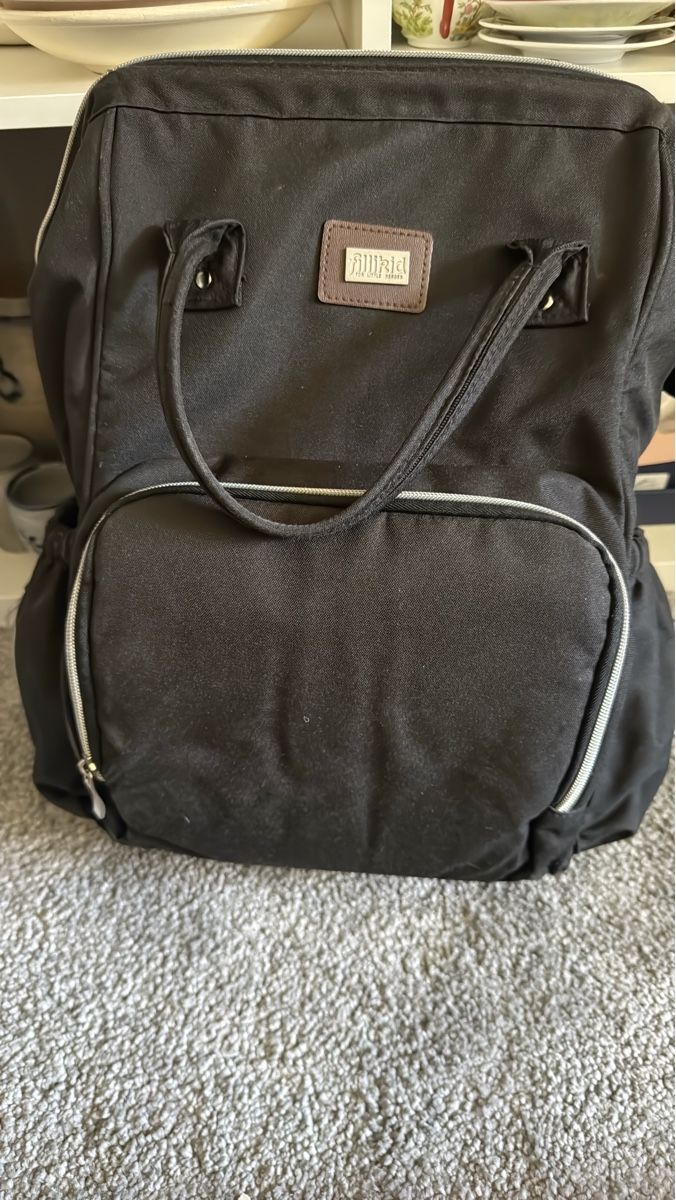 Fillikid Zaini: Fillikid Wickelrucksack / Windelrucksack, schwarz! – Usato da Vilters venduto da tha-tha