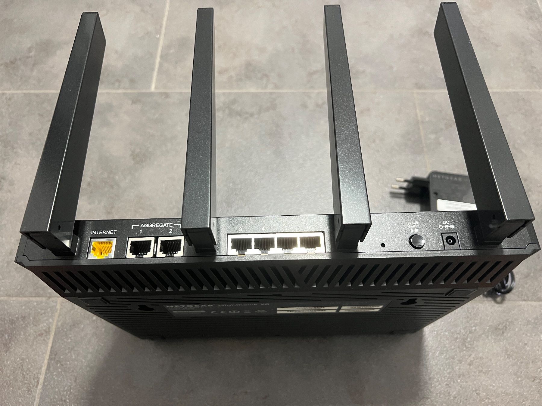 Netgear Modems & Router: Router Netgear R8500 Nighthawk X8 – Gebraucht aus Spreitenbach von nikix94 6