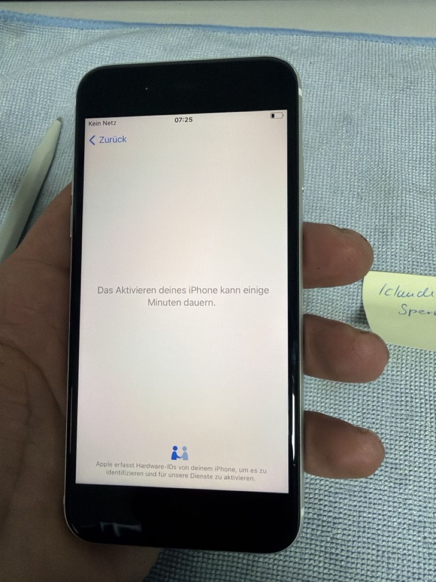 Apple Portables: iPhone – Neuf (Voir description) à Neuhausen am Rheinfall par Golf-GTI 1
