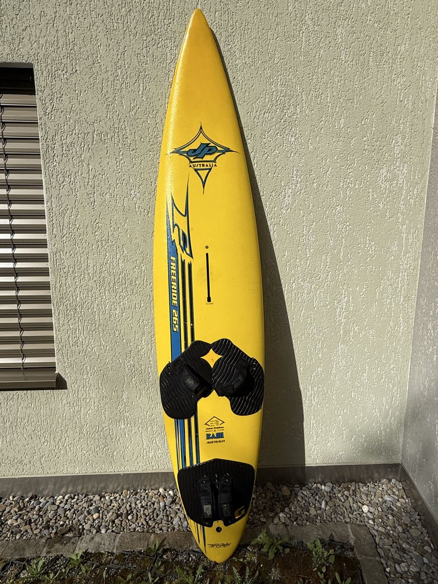 Planches de surf: JP Freeride 265 Windsurfboard – D'occasion à Weggis par Kari63