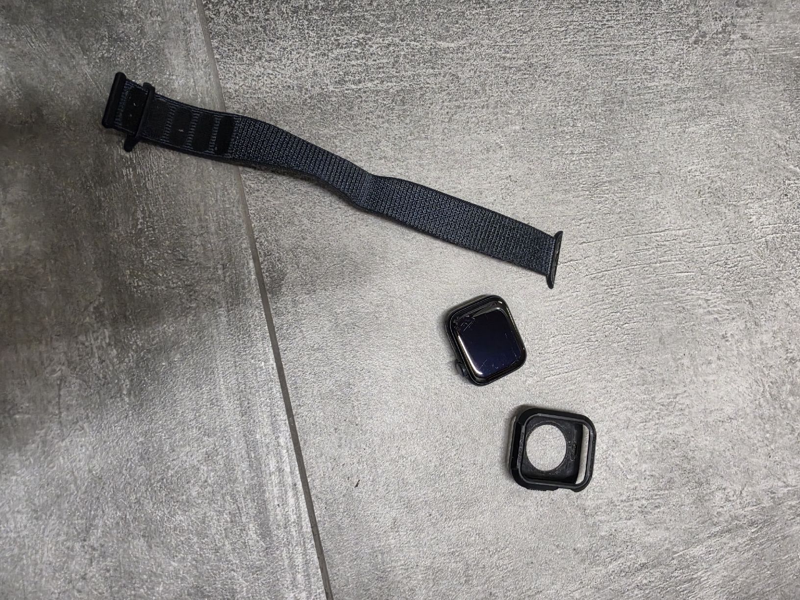 Apple Smartwatch: Apple Watch SE 3 2025 LTE – D'occasion à Kleinandelfingen par Dani881 5