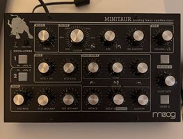 Moog Minitaur