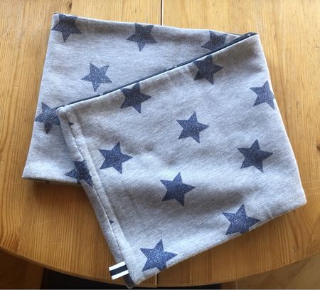 SCHLAUCH-SCHAL mit Sternen ⭐️
