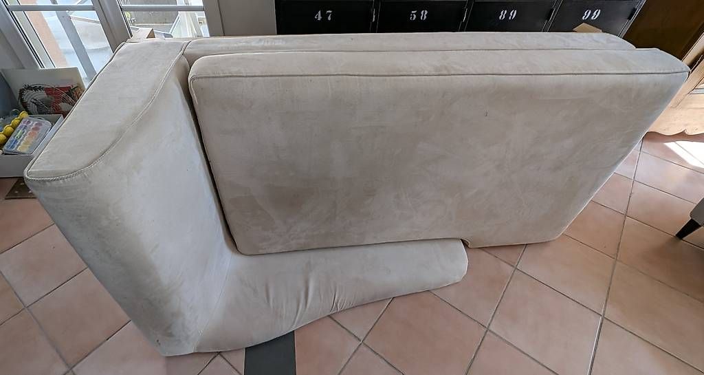 Poltrone: Méridienne de couleur crème à donner – Usato da Renens VD venduto da arochat 1