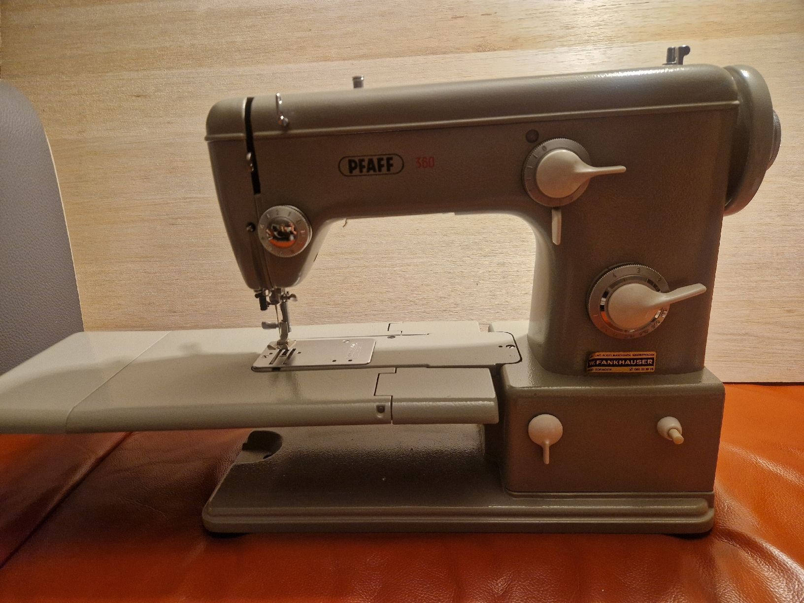 Pfaff Macchine da cucire: Pfaff 360 Nähmaschine – Usato da Zofingen venduto da TR1981 1