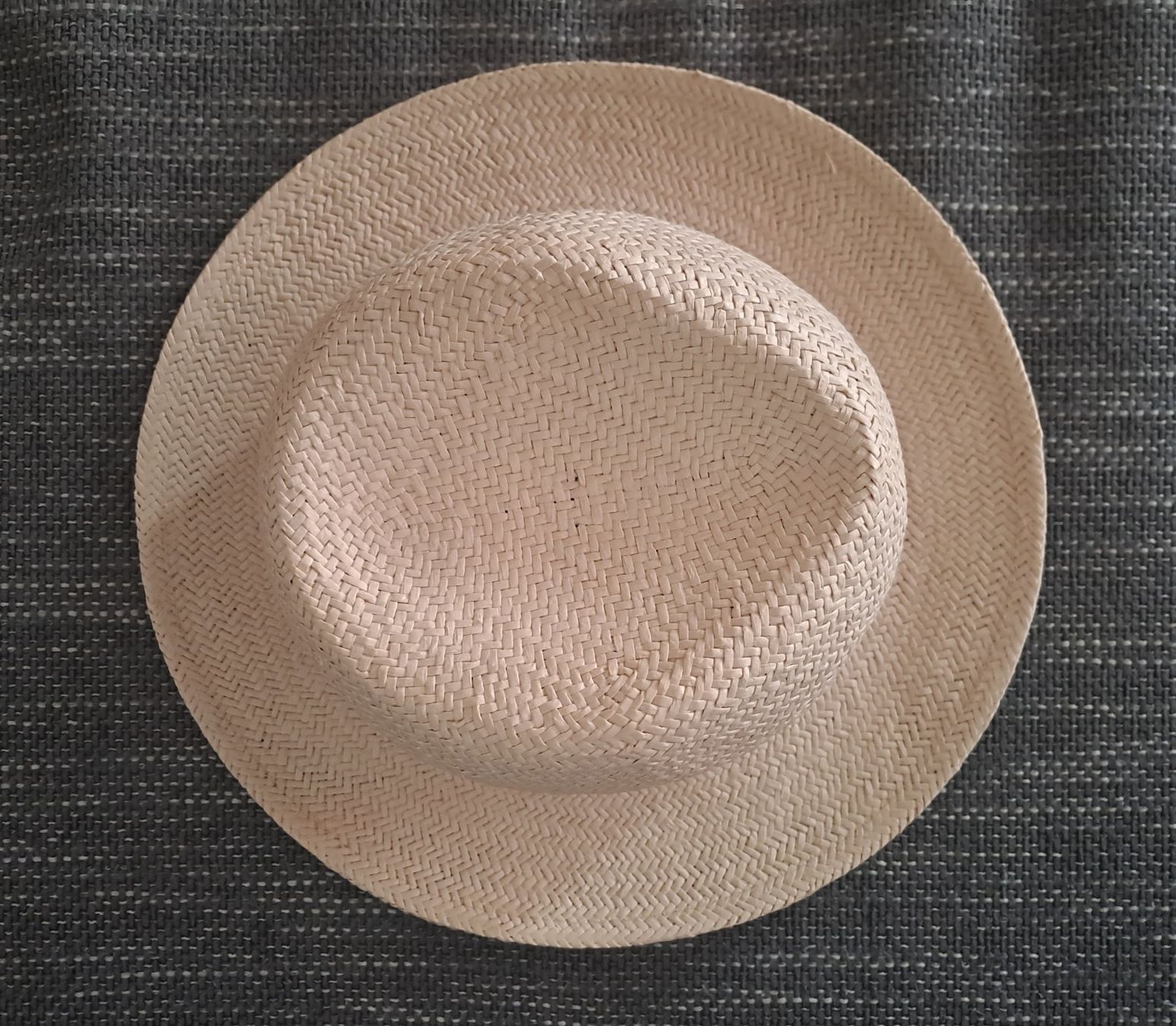 H&M Copricapi, berretti & cappellini: Damenhut L/58 – Usato da Feuerthalen venduto da kigo87 1