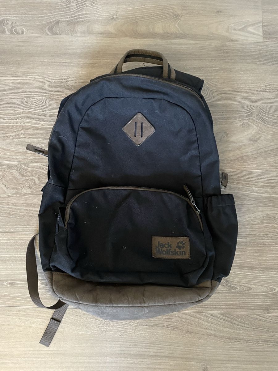 Jack Wolfskin Zaini: Sac à dos Jack Wolfskin, noir – Usato da Sierre venduto da Ruyfigas