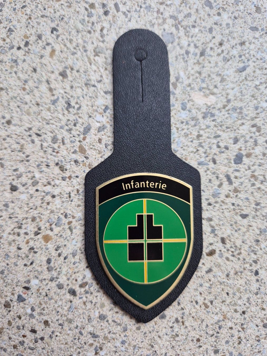 Schweizer Armee Placchette & Badge: *** Brustanhänger Infanterie *** – Nuovo e nell'imballaggio originale da Riedholz venduto da fr_sIruP