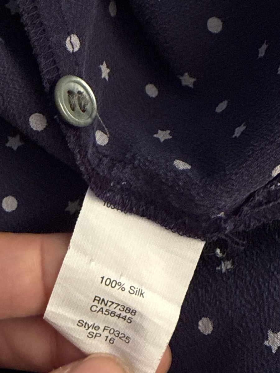 Camicette: Navy Silk  blouse , size  S – Usato da Geneve venduto da fed_grg5 2