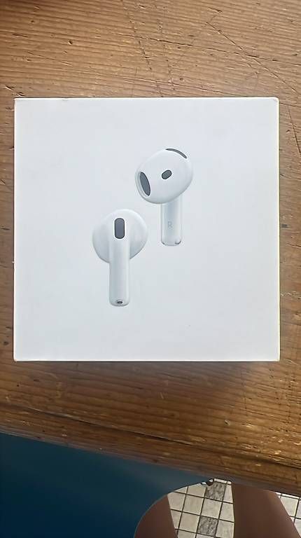 Kopfhörer: AirPods 4 with active noise cancellation – Neu und originalverpackt aus Port von yaenu36 3