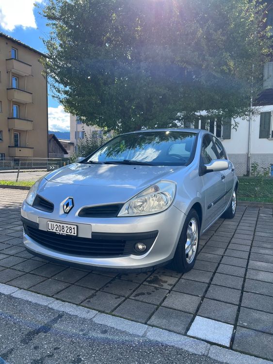 Renault Clio Automat Kaufen auf Ricardo