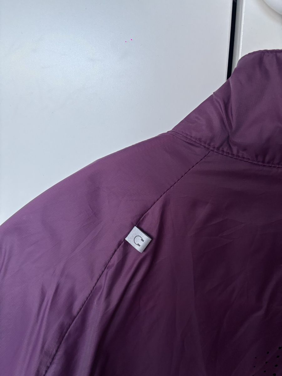 Odlo Giacche: Laufjacke Odlo, Grösse S, violett – Nuovo (secondo la descrizione) da Aadorf venduto da kar_vkr9 3