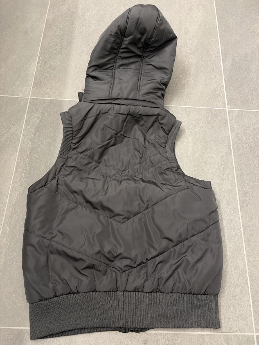 Gilet & Giacche senza maniche: Gilet – Usato da Fraubrunnen venduto da amm_7kp6 2