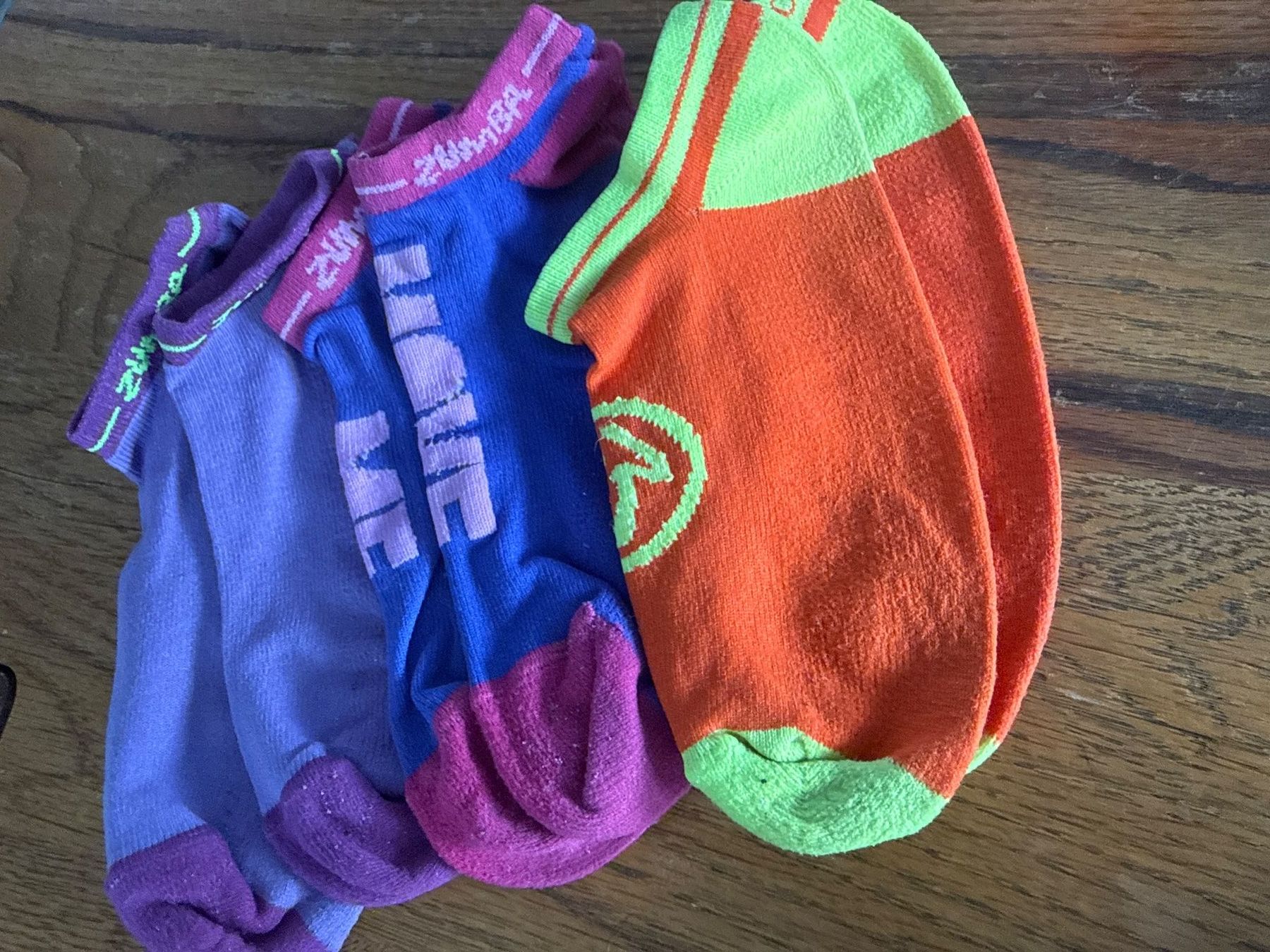 Socken: 3 x Sneaker-Socken Zumba- Sneacker-Strümpfe- Sport- Knöchel – Gebraucht aus Teufenthal AG von MeineSchatztruhe