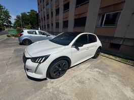 Peugeot 208 GT 1.2 Pure tech