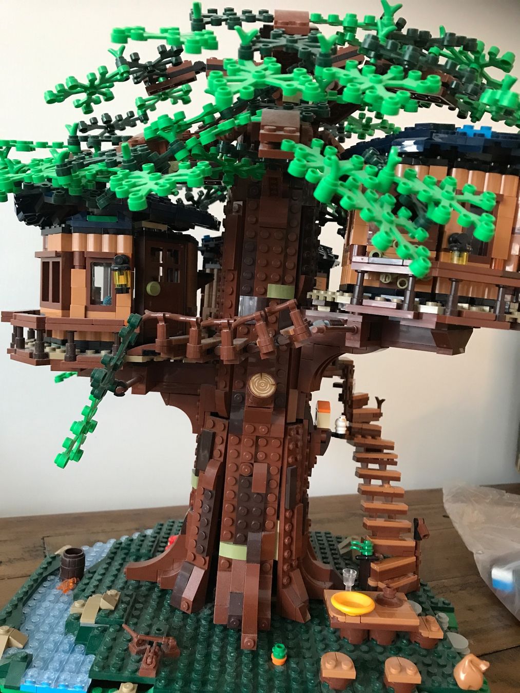 Lego Spielzeuge: Lego 21318 Baumhaus – Gebraucht aus Rapperswil SG von cosiba01 3