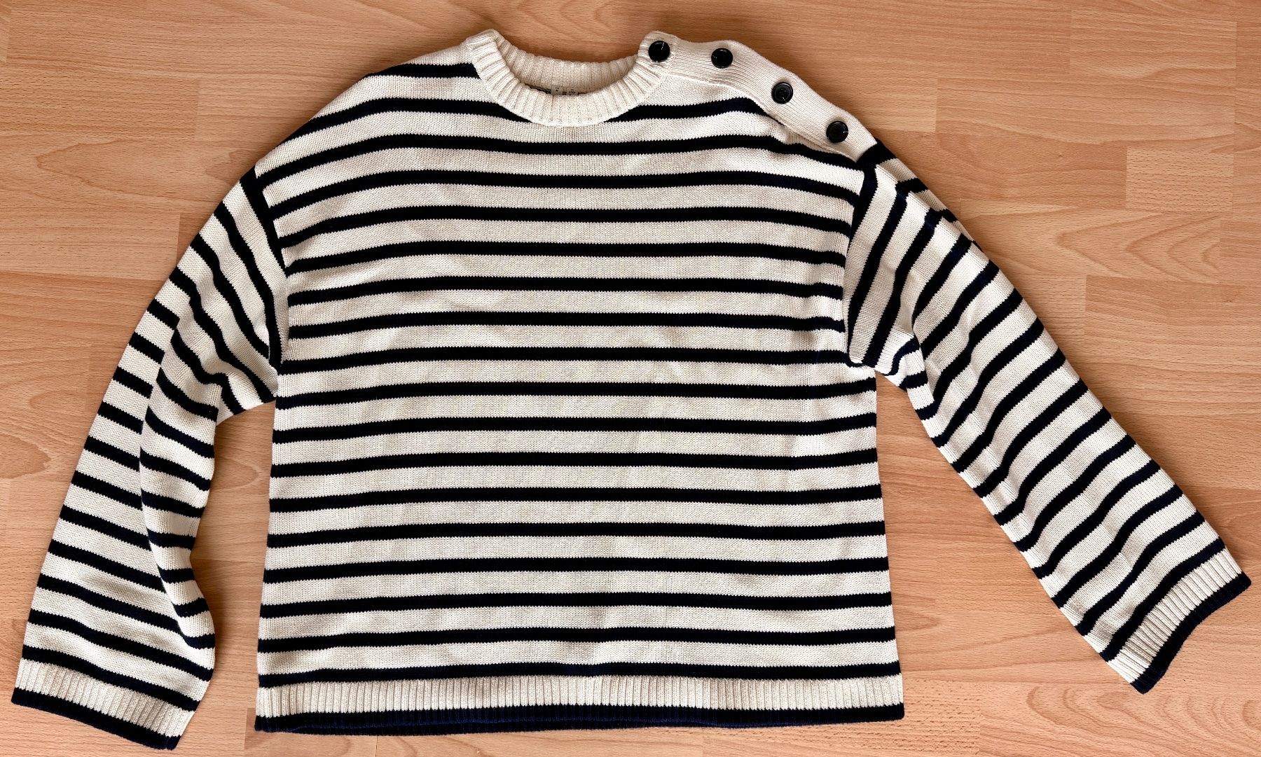 Arket Maglioni & Felpe: Pullover - ARKET Grösse M mit Streifen beige navy-schwarz – Usato da Winterthur venduto da Secondhand-Family