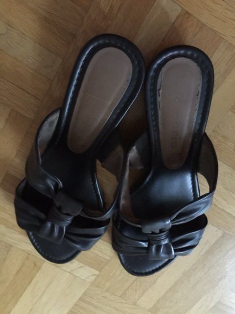 Tamaris Scarpe da donna: Hausschuhe "Tamaris" Gr. 41 – Usato da Walenstadt venduto da ricamul 9