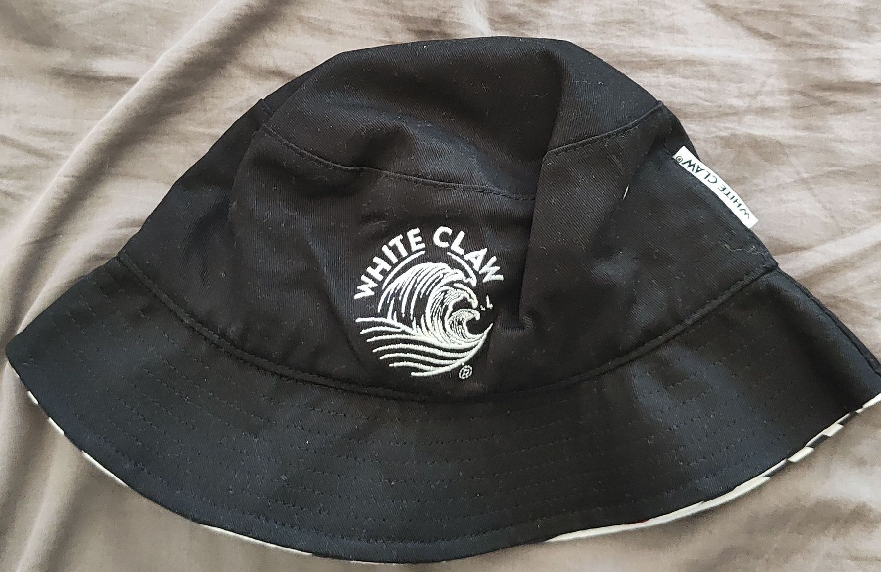 Altro in  Abbigliamento & Accessori: Fischerhut White Claw schwarz gebraucht – Usato da Niederscherli venduto da lavan1996