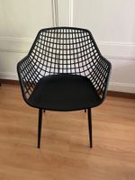 Stuhl schwarz Gitterdesign