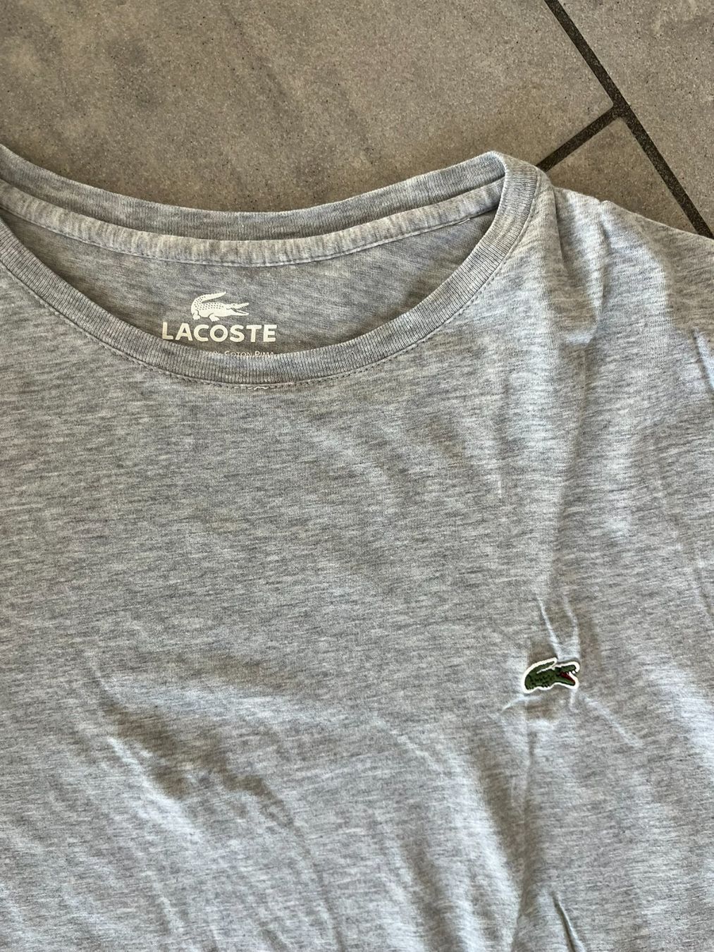 Lacoste T-shirt: LACOSTE T-Shirt Grau – Usato da Otelfingen venduto da Denis_ZH 2