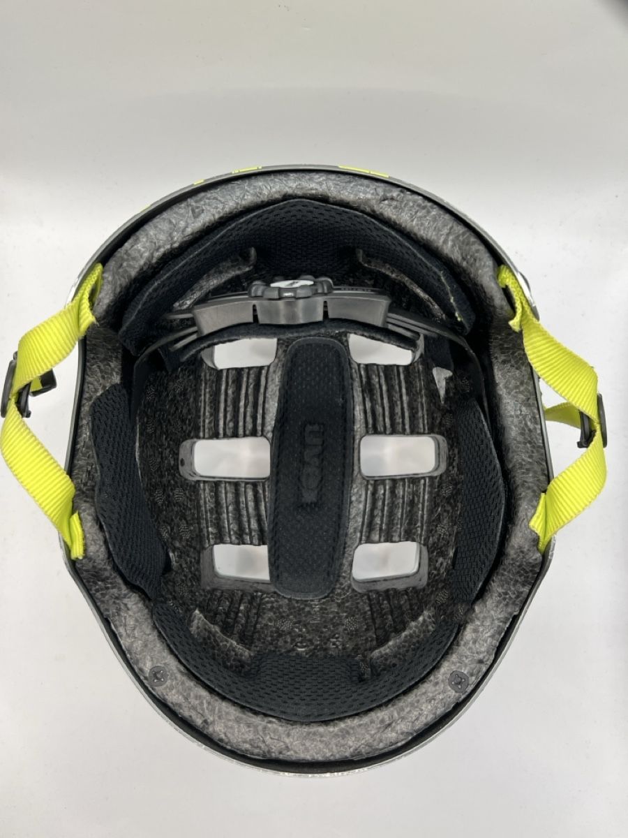 Uvex Casques: Uvex Kinderhelm silber, Grösse 51 - 55 – D'occasion à Zuchwil par Commander0 3