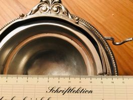Buttergefäss mit Deckel und Buttermesser