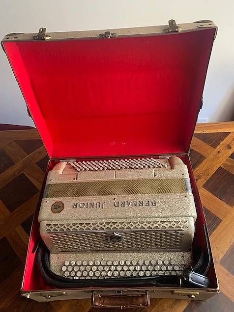 Musikinstrumente: Accordéon chromatique Bernard Junior – Gebraucht aus Villeneuve VD von dad_stv8 2