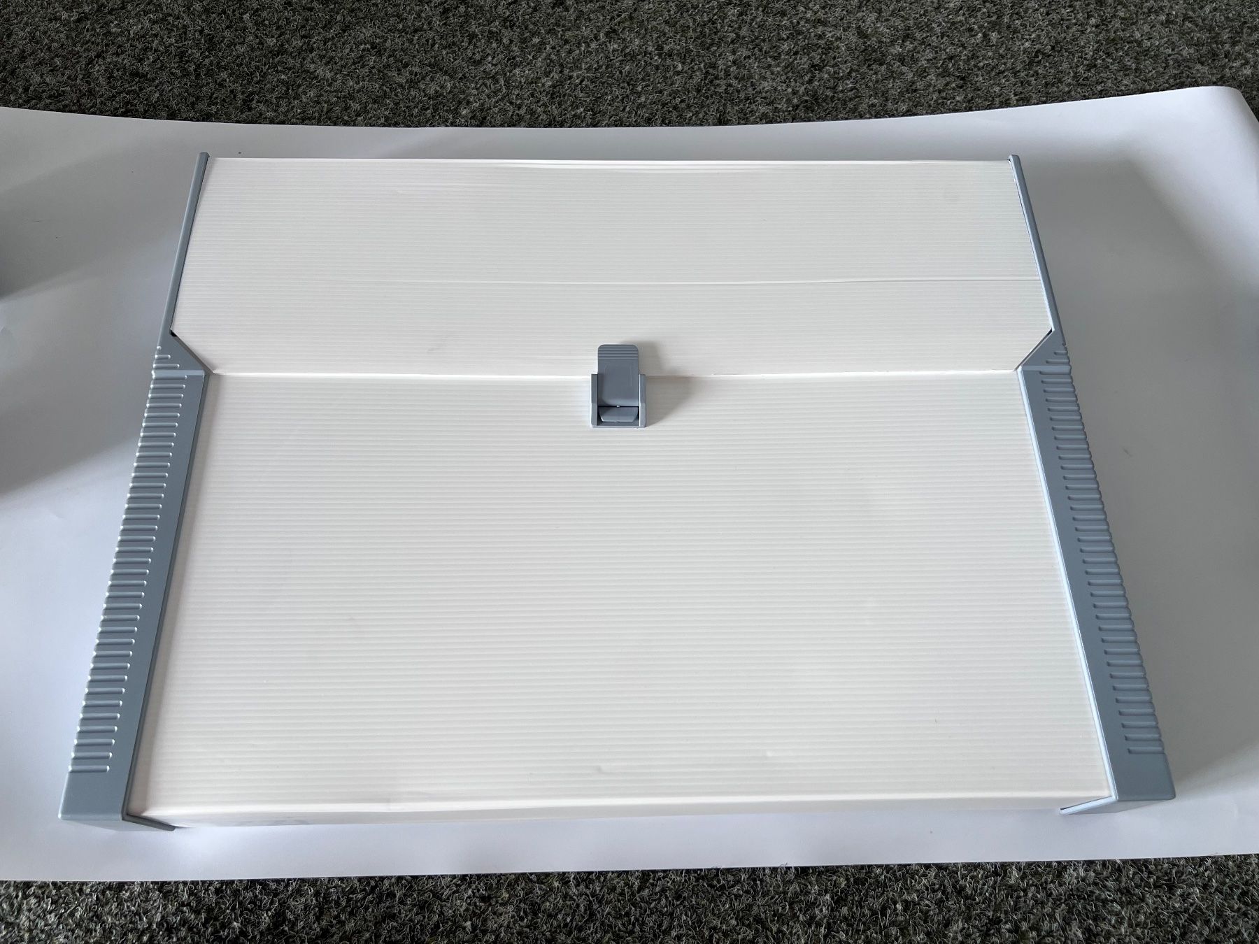 Plateaux: Zeichenplatte A3 – D'occasion à Frauenfeld par isa_9cy7 1