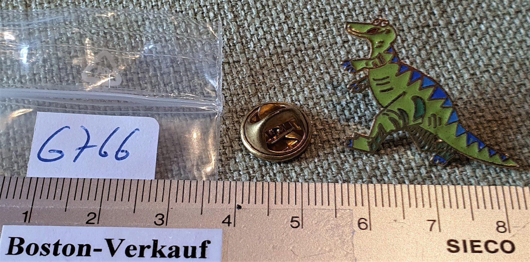 Placchette & Badge: G766 - Pin Dinosaurier – Usato da Reinach BL venduto da Boston-Verkauf 1
