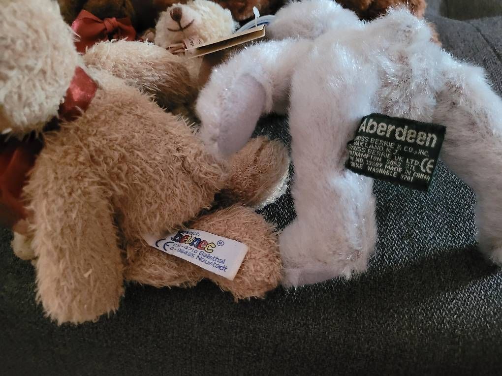 Jouets: Teddybären Sammlung – D'occasion à Steckborn par bee_76v9 1